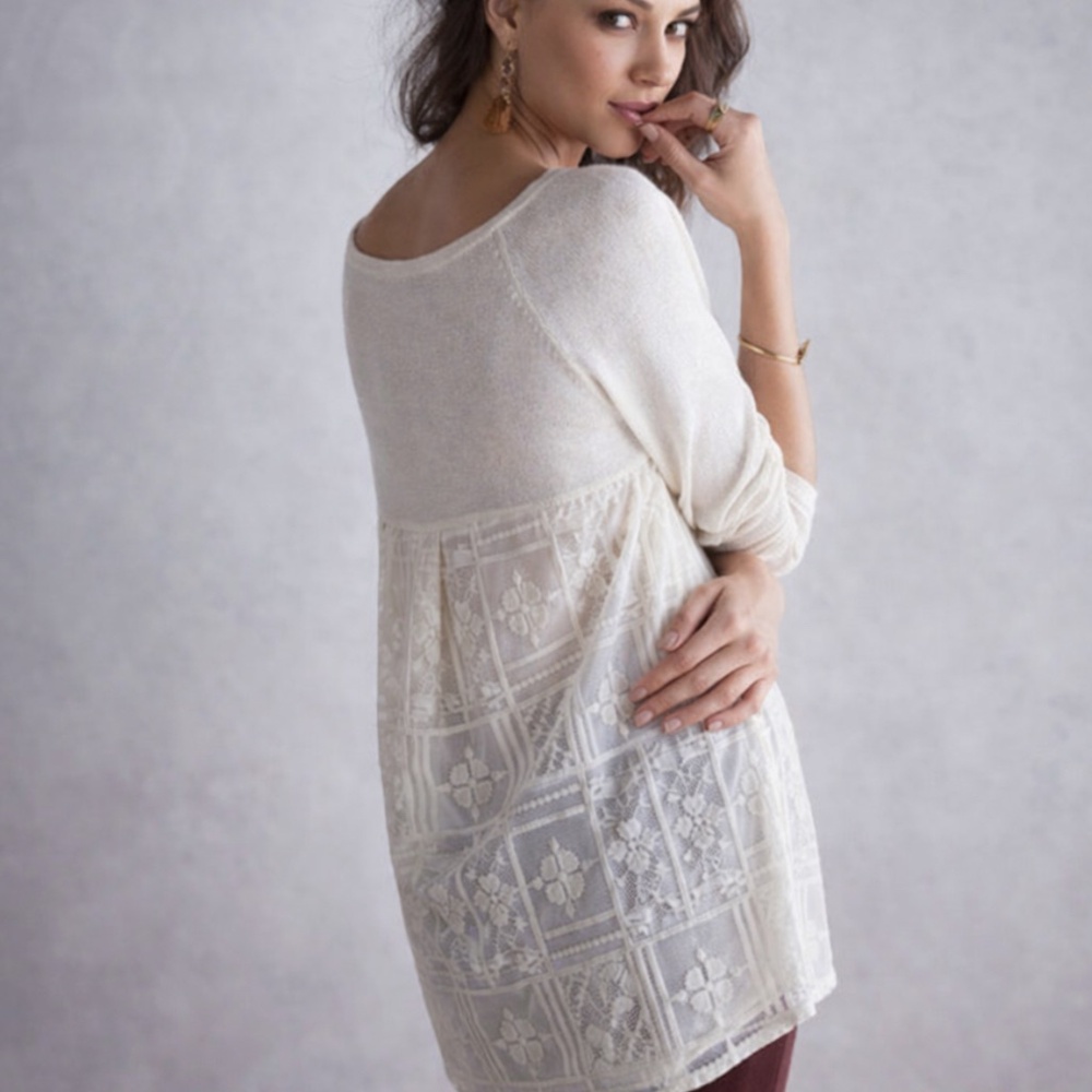 NWT Anthropologie Ivory Lace Mixed Media Knit Top Hi Low Size Large